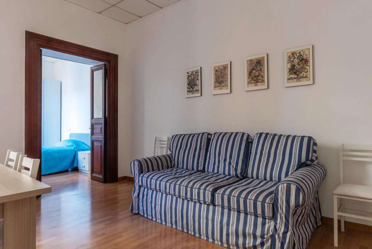 Residence Borgognoni Apartments Рим Екстер'єр фото