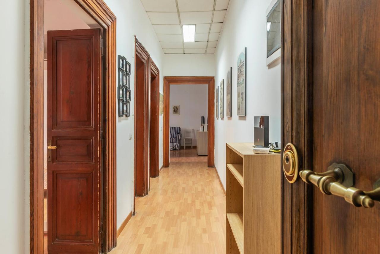 Residence Borgognoni Apartments Рим Екстер'єр фото