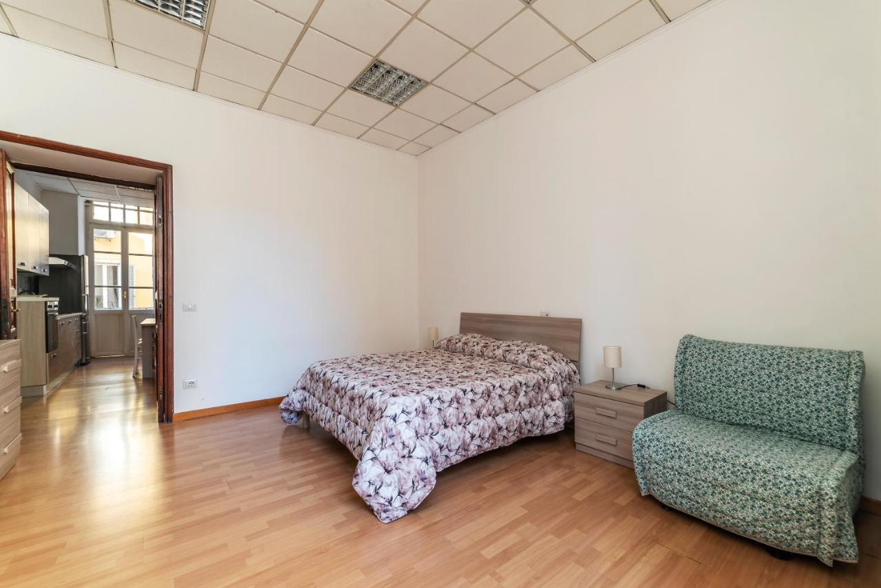Residence Borgognoni Apartments Рим Екстер'єр фото