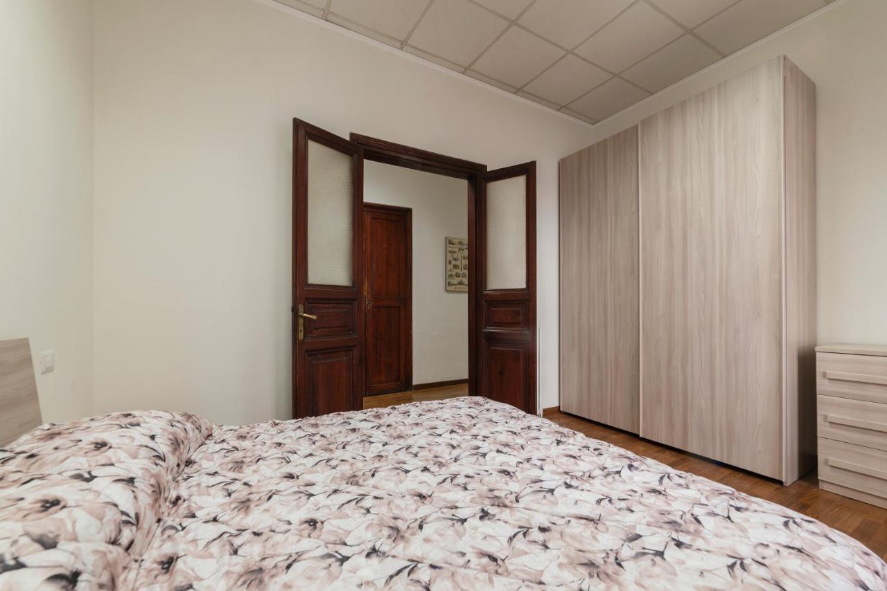 Residence Borgognoni Apartments Рим Екстер'єр фото