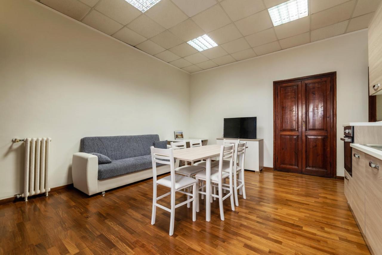 Residence Borgognoni Apartments Рим Екстер'єр фото