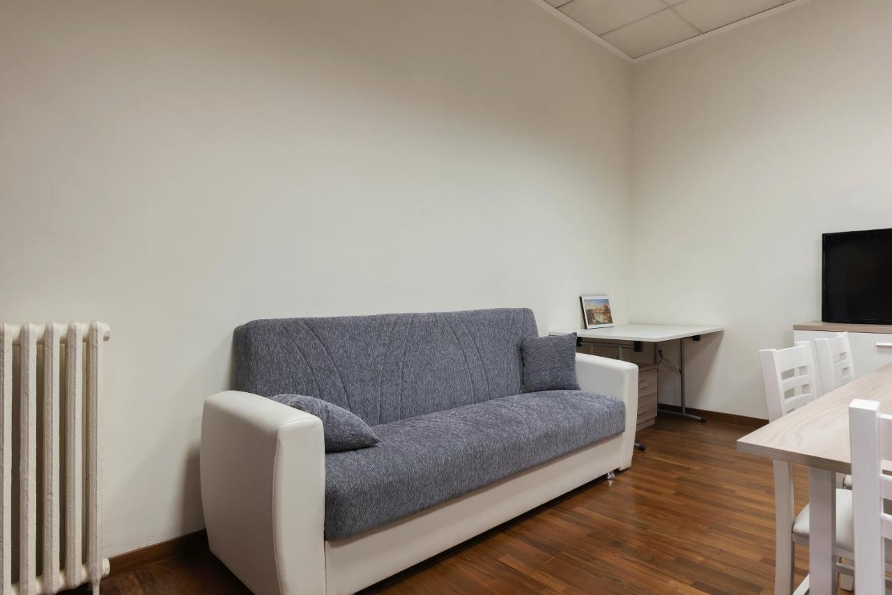 Residence Borgognoni Apartments Рим Екстер'єр фото